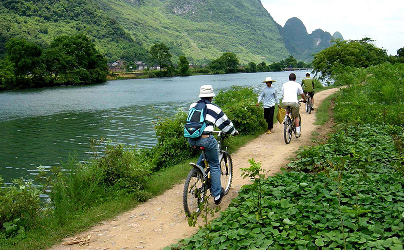 Cycling in Yangshuo