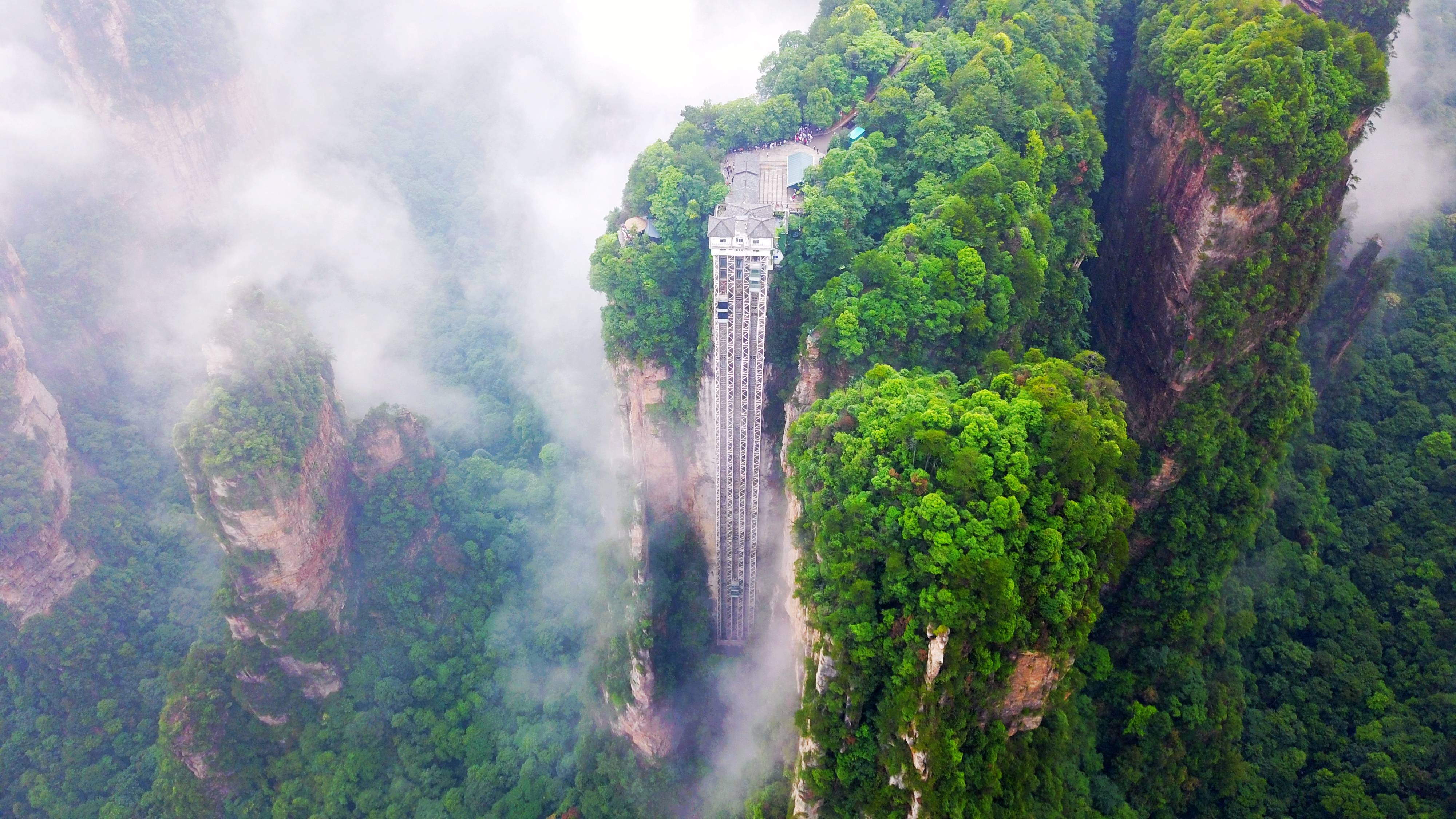 Bailong Elevator