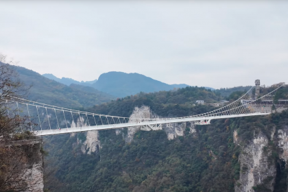 Glass bridge zhangjiajie