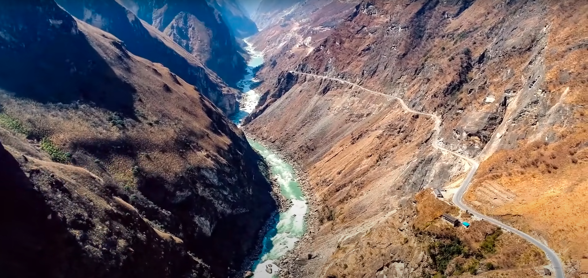 Tiger Leaping Gorge cenery