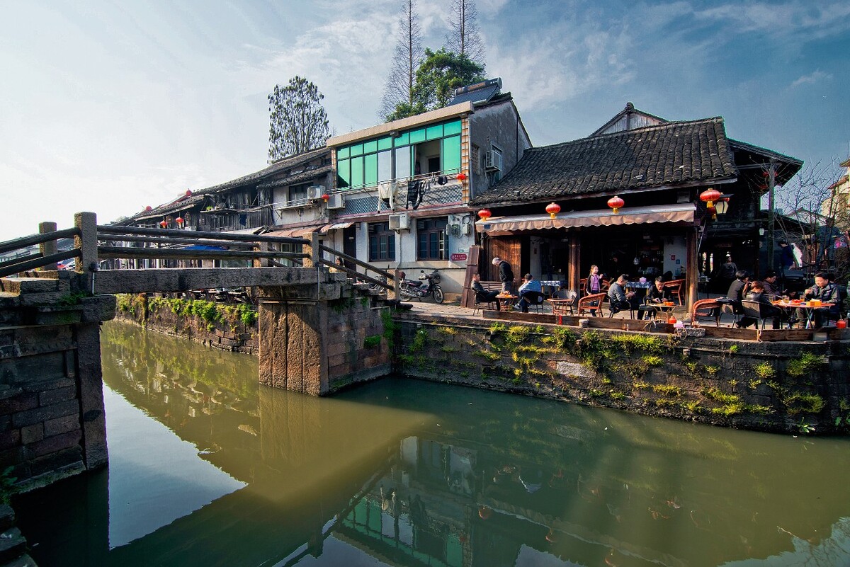 Xinshi Ancient Town