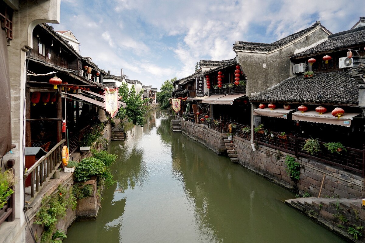 Xinshi Ancient Town