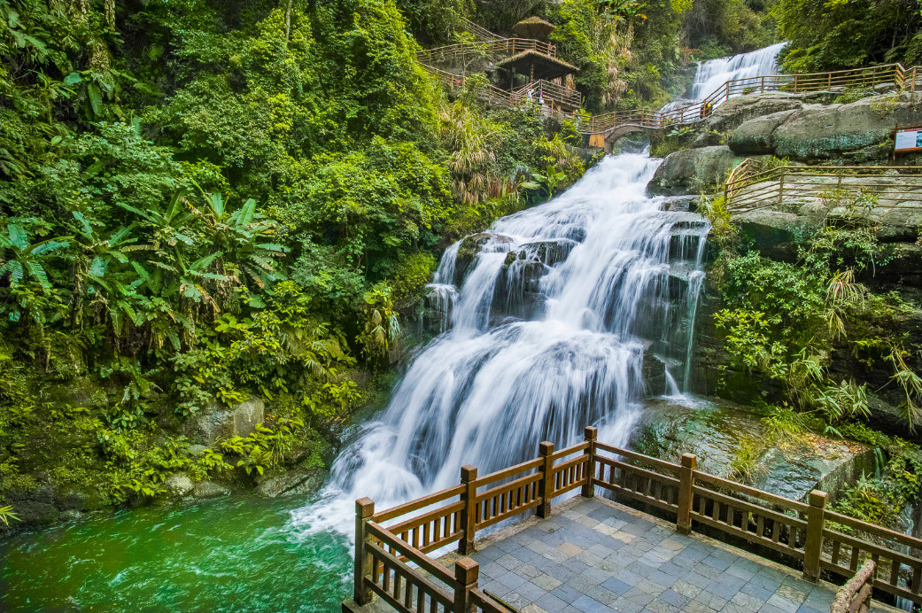 Huangman Waterfall Group